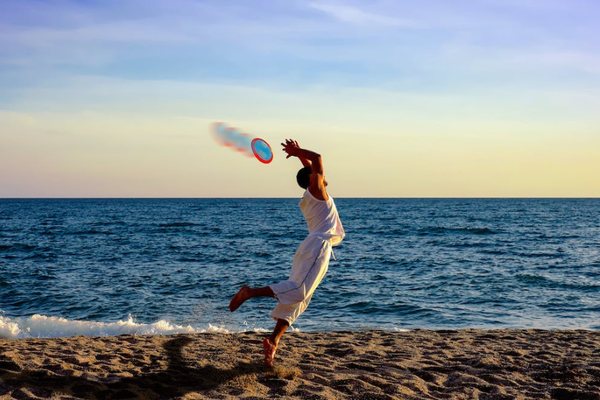 Glow and Throw: An Illuminating Guide to the Best LED Light-Up Frisbees