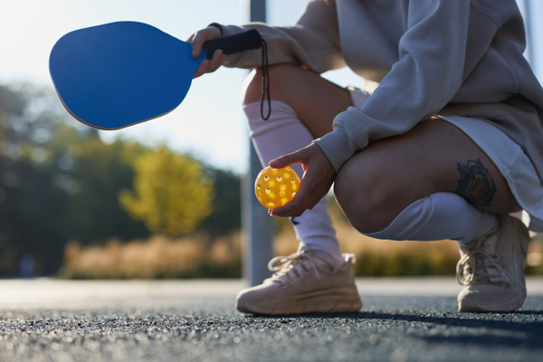 Don't Buy a Pickleball Paddle Until You Read This Guide